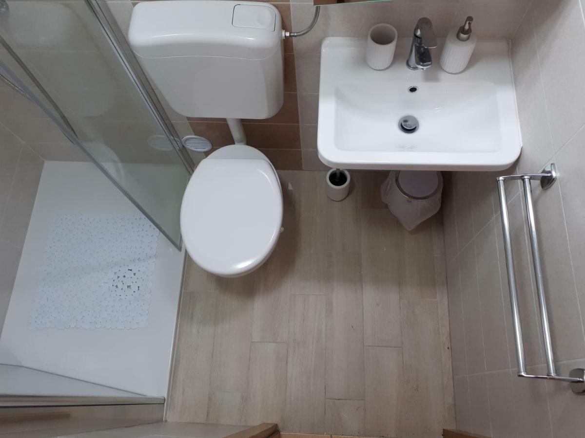 Apartments Njivice Bajcic Екстериор снимка